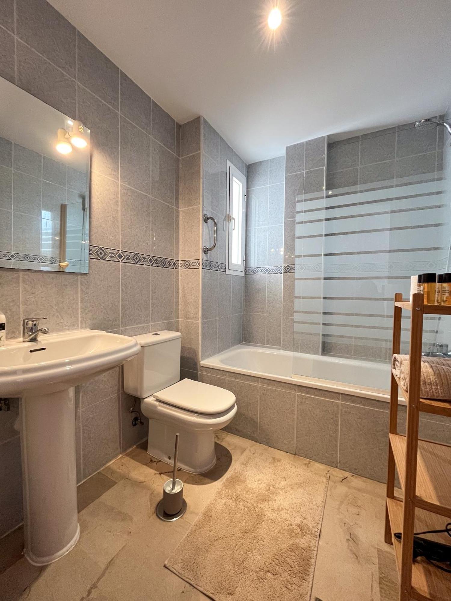 Appartement Spacieux Avec Terrasse Et Piscine Benalmádena Exterior foto
